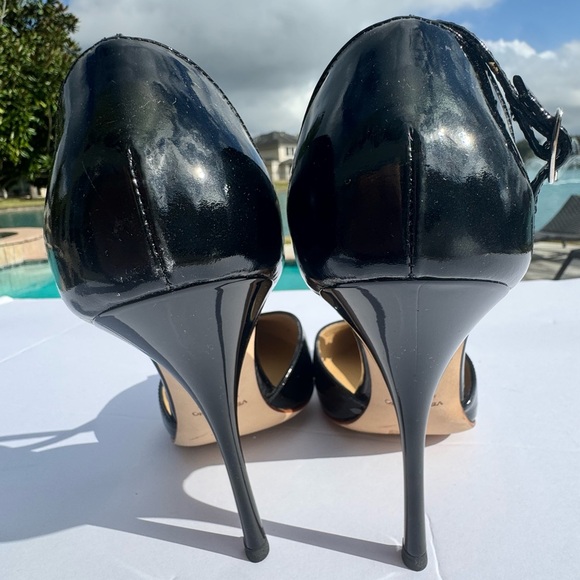 Stunning Giuseppe Zanotti Black Patent Heels - Picture 5 of 7